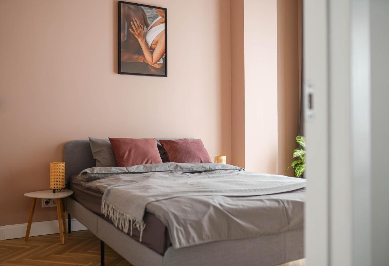Spacious Brand New Modern In Old Town Căn hộ Riga